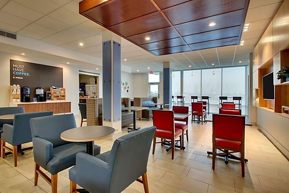 Holiday Inn Express & Suites Mt. Sterling North By IHG