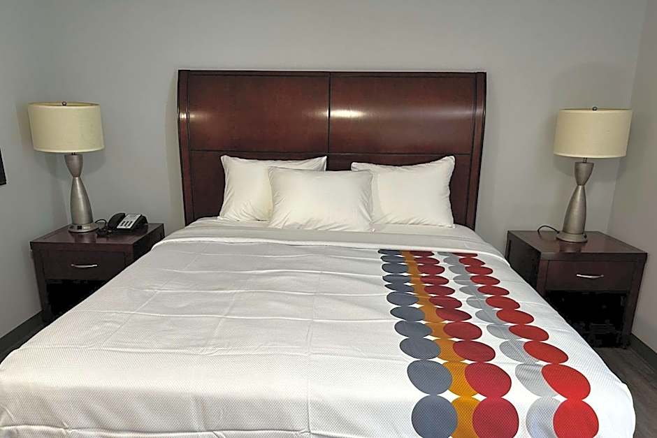 Rodeway Inn Clemmons - Winston-Salem Area