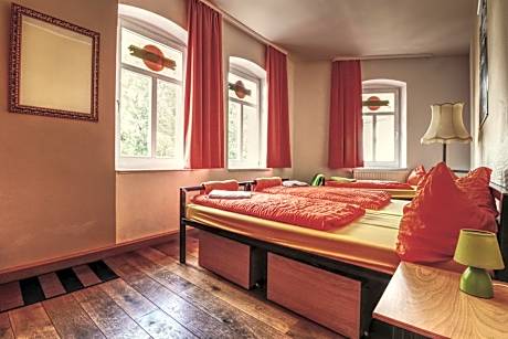 Triple Room with Shared Bathroom