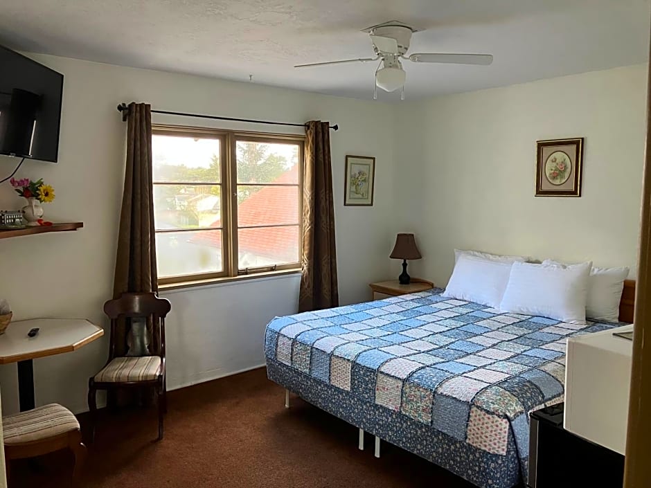 Lighthouse Inn