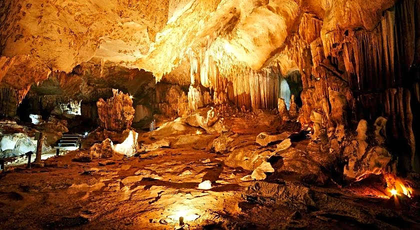 The Float House River Kwai Resort