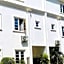 Tranquil Mews Hotel