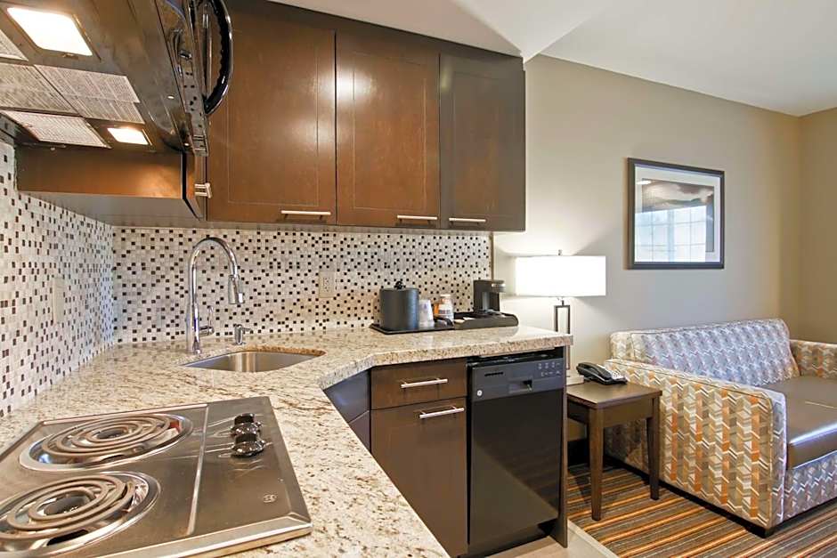 Best Western Plus Woodstock Inn & Suites