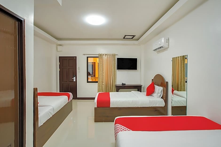 OYO 459 Offshore Hotel