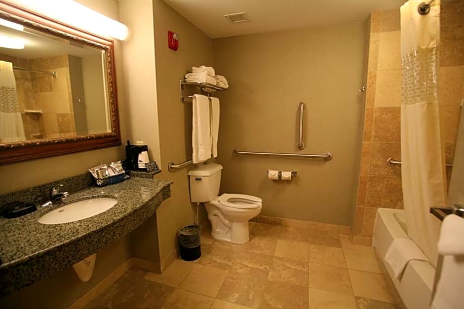 Hampton Inn & Suites Bemidji