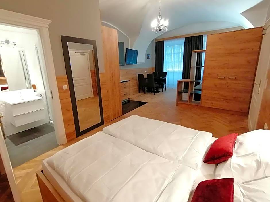 GOLDEN STAR - Premium Apartments