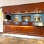 Days Inn by Wyndham Austintown