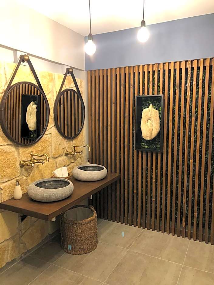 Vrachia Beach Hotel & Suites - Adults Only