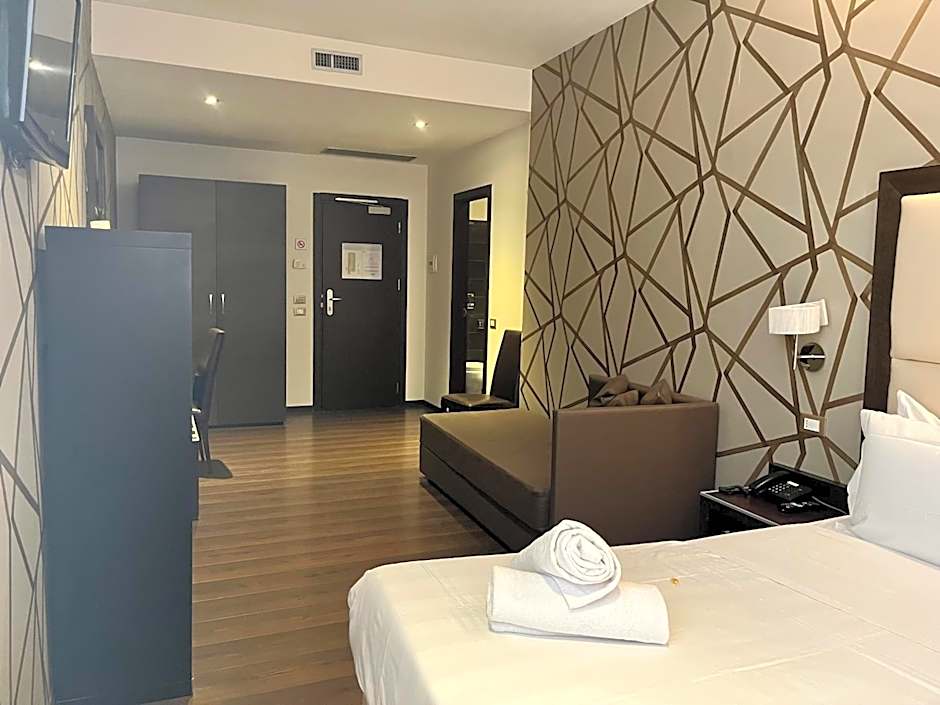 Catone District Hotel