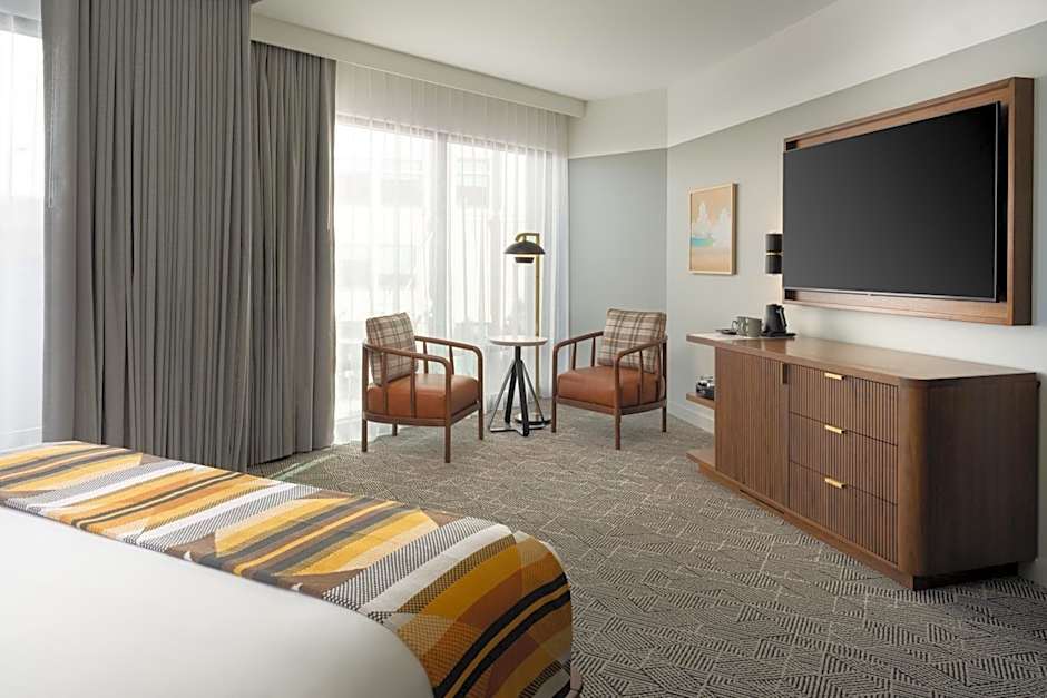 Asher Adams, Autograph Collection