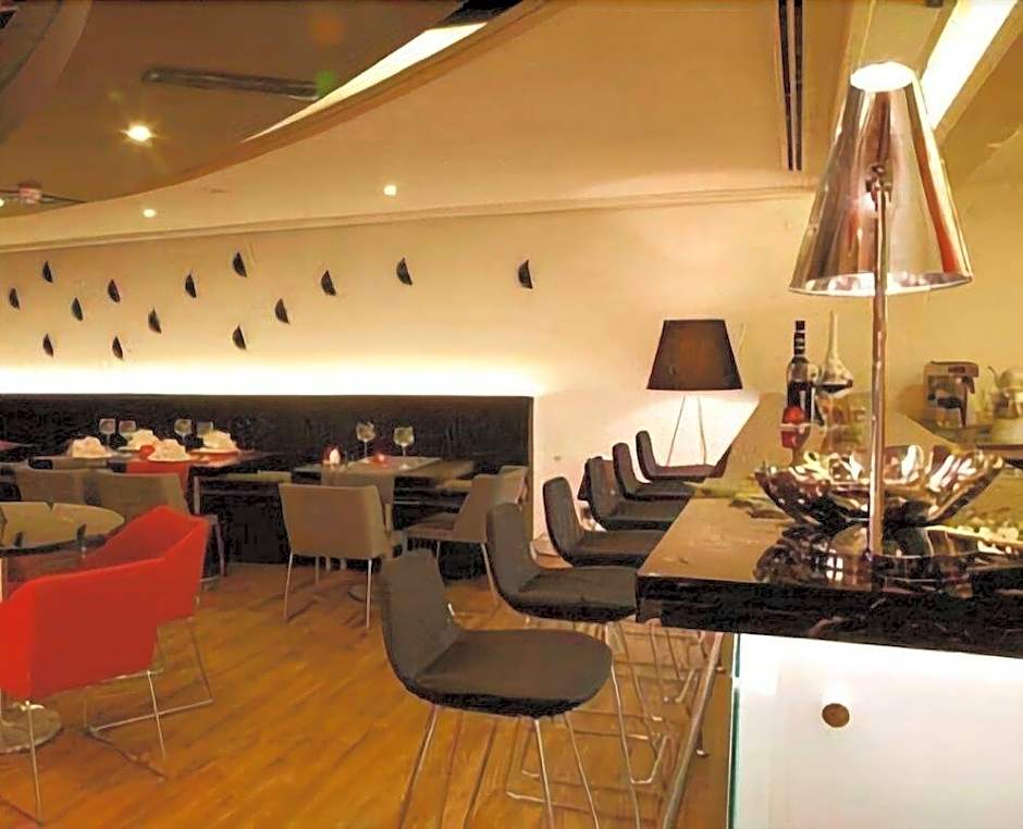 Hotel Samm Bistro Spa