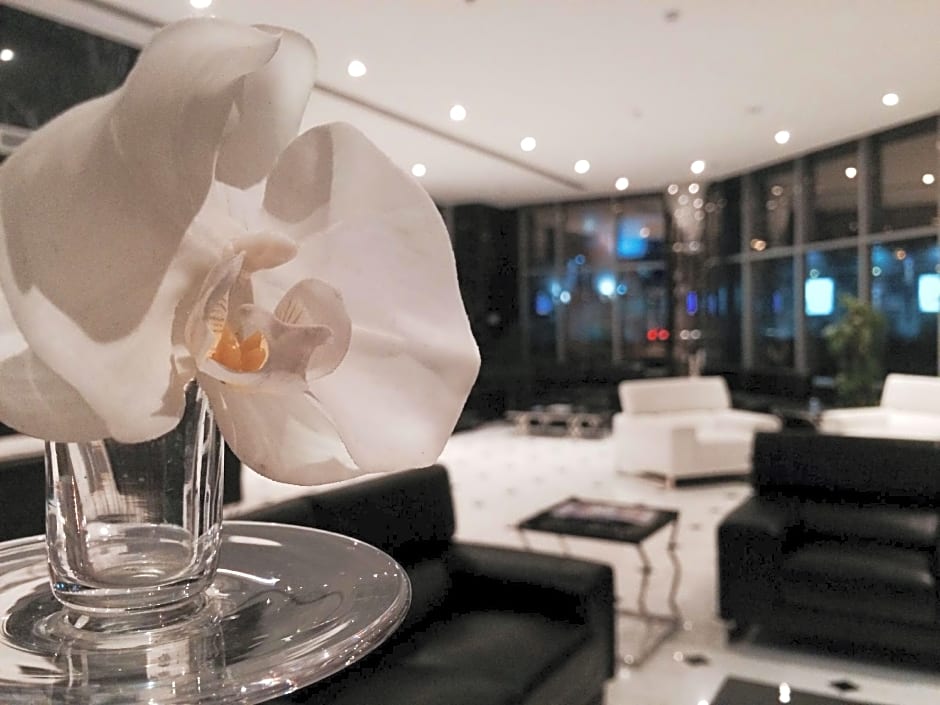 Tulip Hotel and Suites