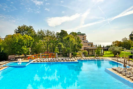 Apart Hotel Golden Line
