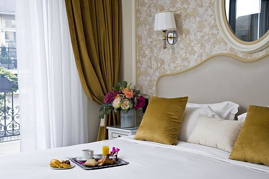 Hotel Saint Petersbourg Opera