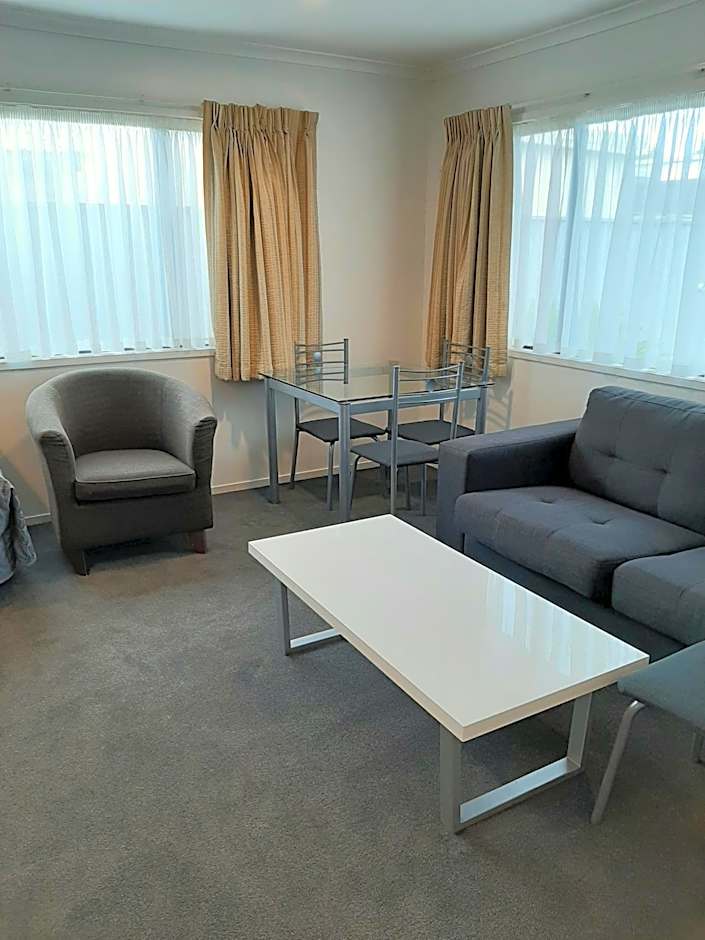 Claremonte Motor Lodge