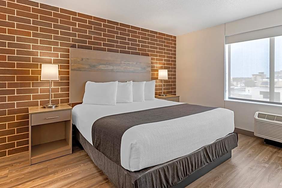 Best Western Plus Executive Residency Waterloo & Cedar Falls