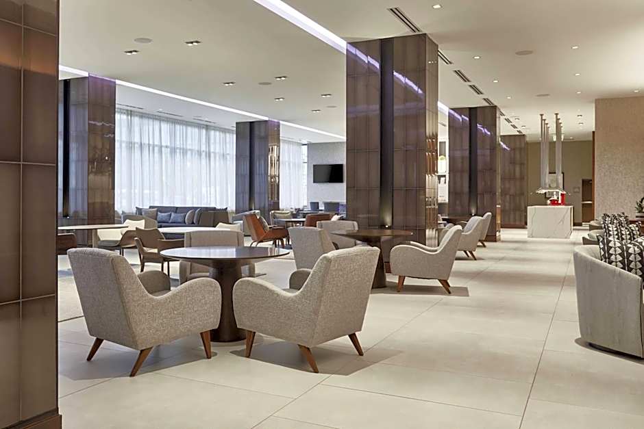 AC Hotel by Marriott Atlanta Airport Gateway