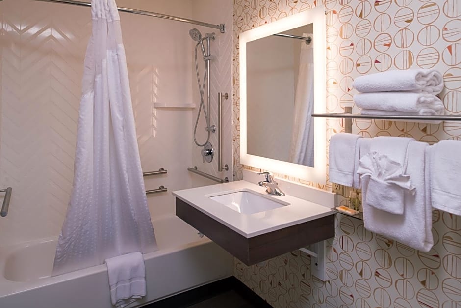 Holiday Inn Auburn-Finger Lakes Region By IHG