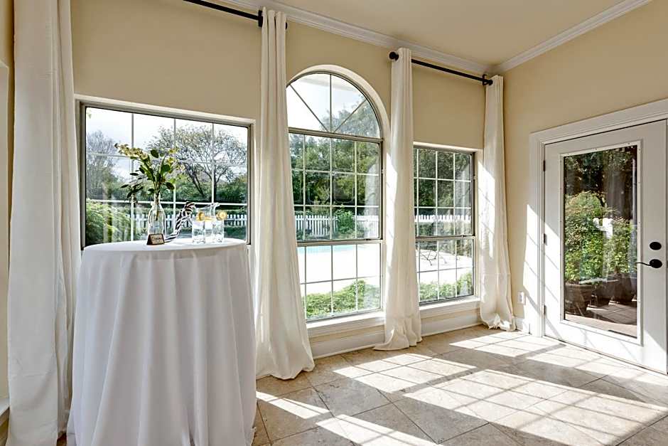 The Plantation House Boutique Inn