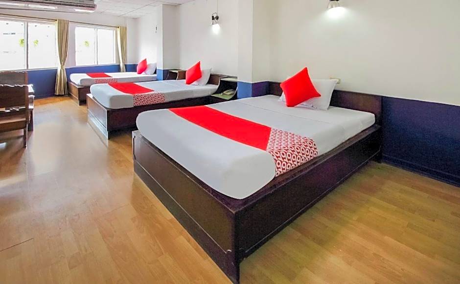 The Krungkasem Srikrung Hotel