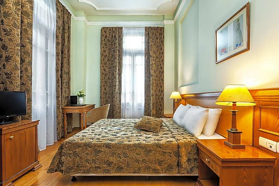 Minerva Premier Hotel