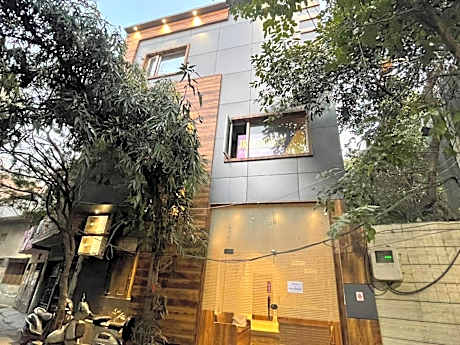 Goroomgo JK Residency Amritsar