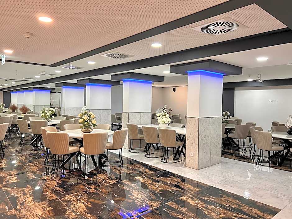 Hotel Montenegro