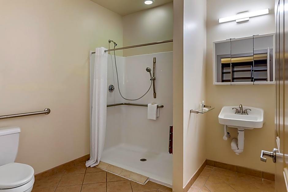 Stay-Over Suites - Fort Gregg-Adams Area