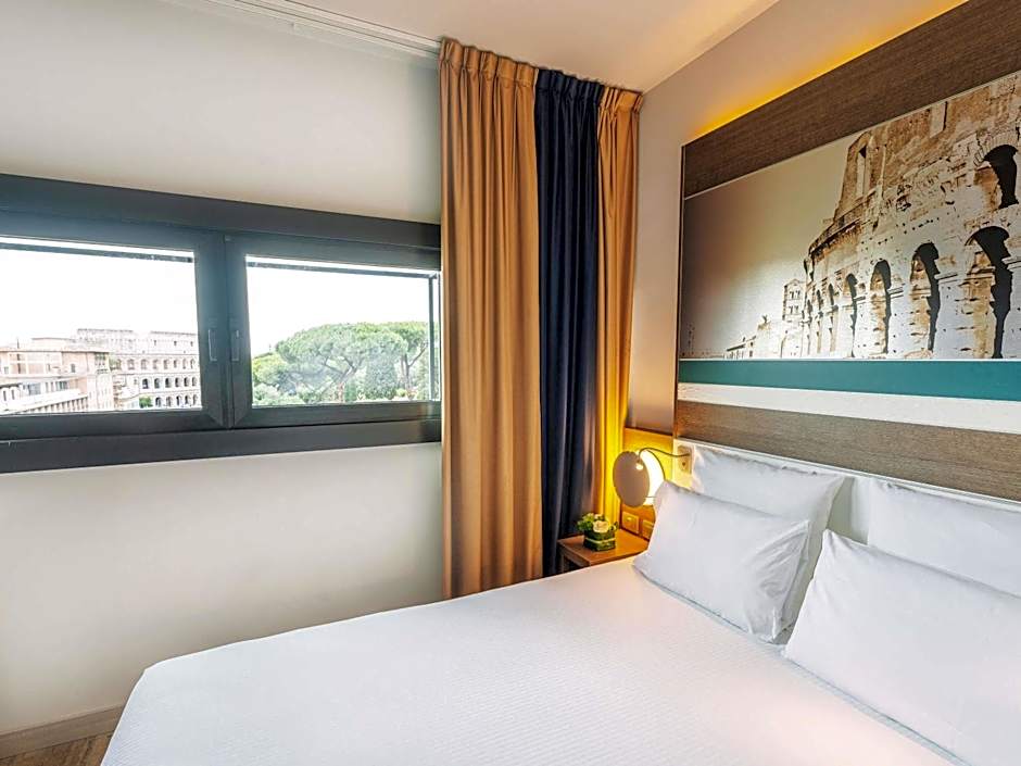 Mercure Rome Colosseum Centre