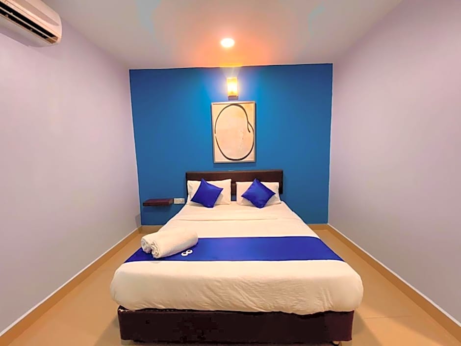 Royals Star Hotel