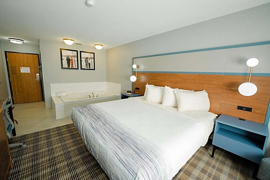 AmericInn by Wyndham Tomahawk