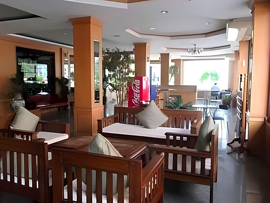 SR Hotel