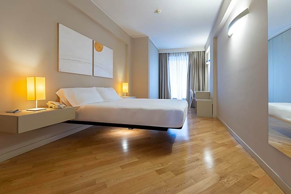 Home 15 Residence Hotel