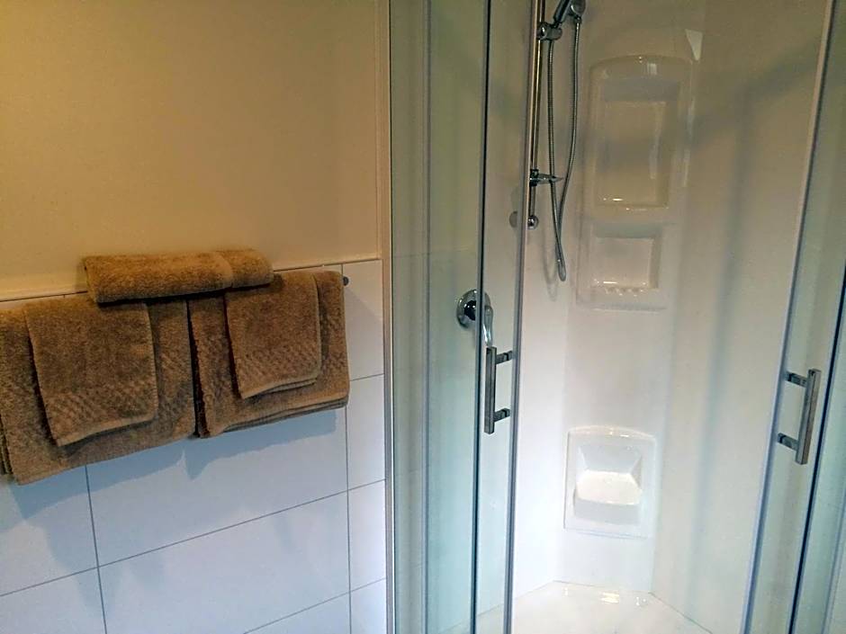 Rolleston Highway Motel