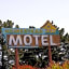 Homestead Motel