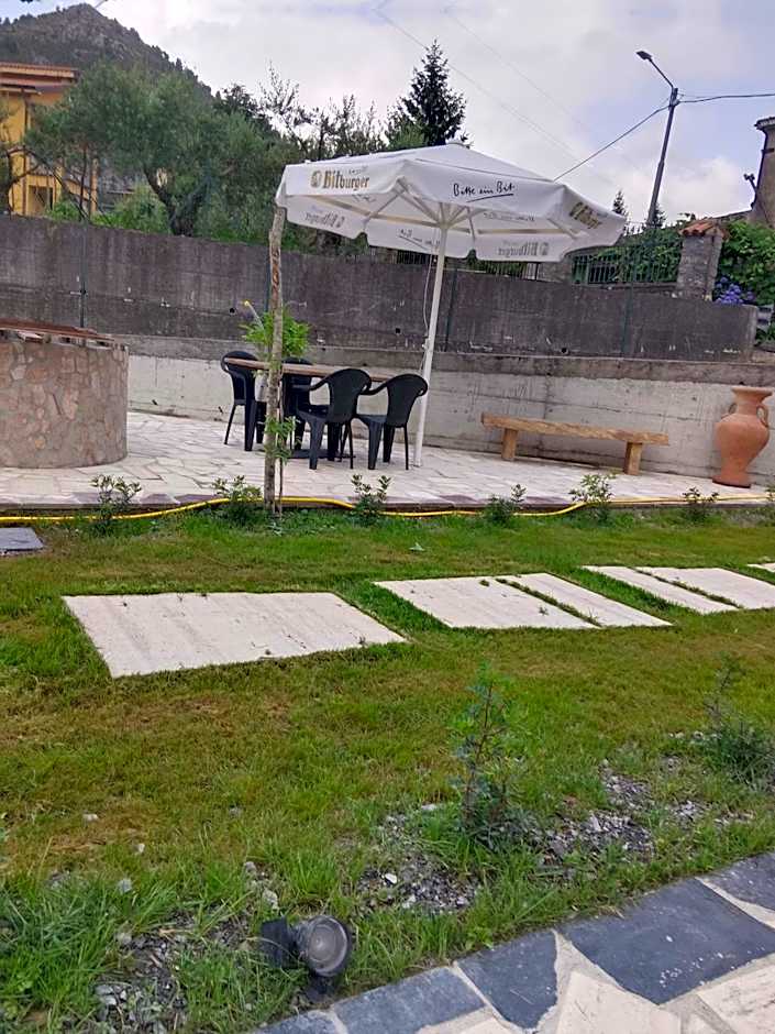 Villa Aurea Rooms & More