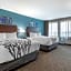 Sleep Inn & Suites Milwaukee/Franklin