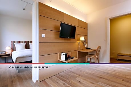 Charming Mini Suite