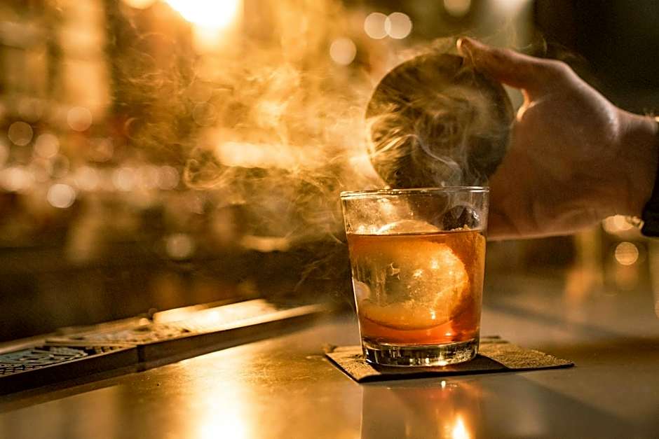 The Historic Cavalier Hotel and Beach Club, Autograph Collection