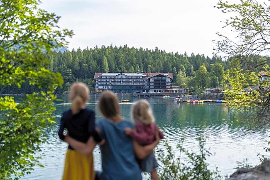 Eibsee Hotel