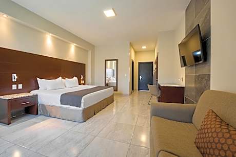 King Suite with Spa Bath