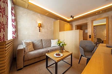 Superior Double Room with Balcony - Annex