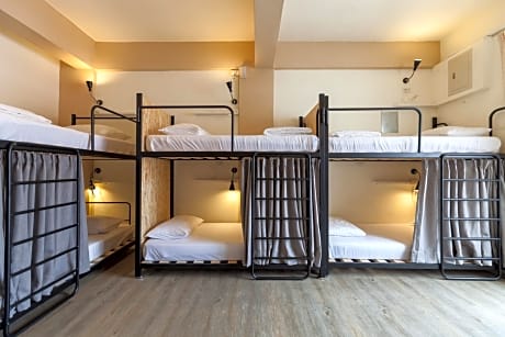 Sleeping Boot Hostel