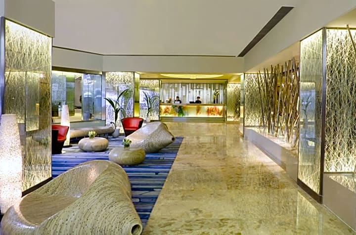 Regal Oriental Hotel