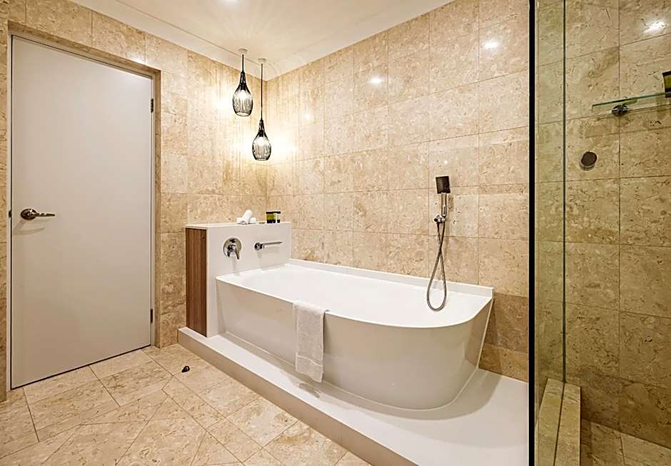 Duxton Hotel