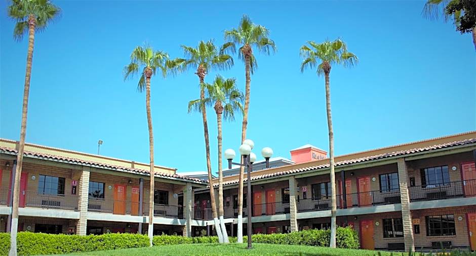 Hotel Colonial Mexicali