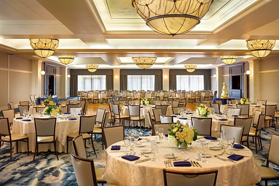 Four Points by Sheraton Norwood Conference Center