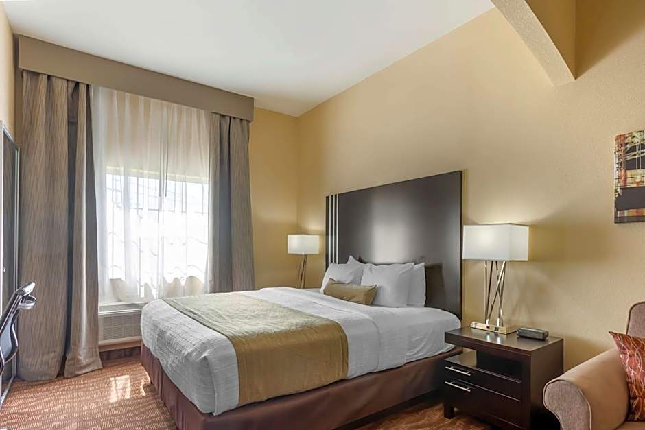 Best Western Plus Capital Inn