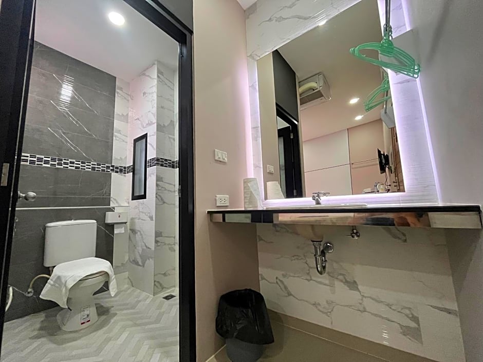 Variety winner hostel