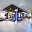 Holiday Inn Express and Suites Wentzville St Louis West By IHG